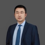 王伟 照片