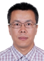 黄永辉 照片