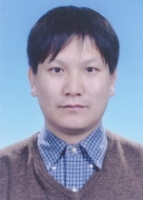 刘勇 照片