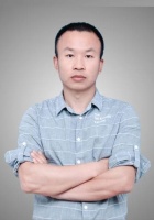 李闯 照片