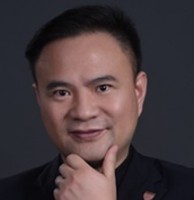 张强 照片