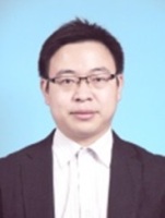 唐波 照片