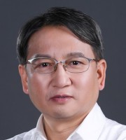 张洪忠 照片