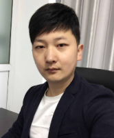 黄涛 照片