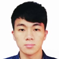 何群 照片