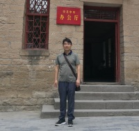 黄宝东 照片