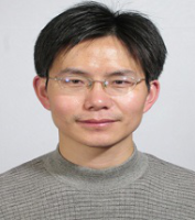李俊 照片