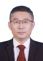 李勇 照片