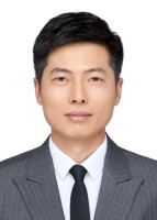 刘杰 照片
