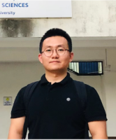 毛文哲 照片