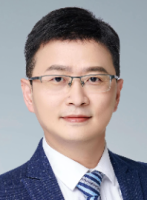 王坚 照片