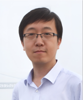王征飞 照片