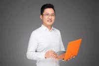 徐奇智 照片