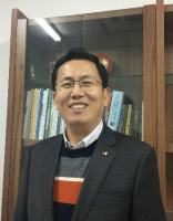 尤业字 照片