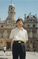 尹民 照片