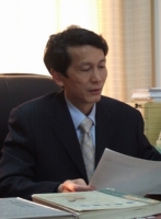张和平 照片