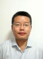万松明 照片