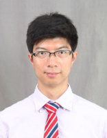 李丁 照片