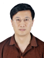 白福臣 照片