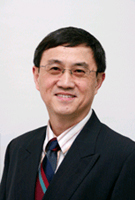 何天白 照片