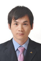 许东华 照片