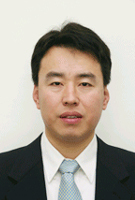 谢志元 照片
