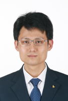 张吉东 照片