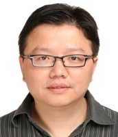 唐卓 照片