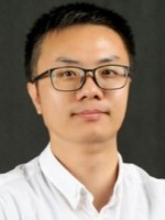 何靖 照片