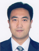 刘龑 照片