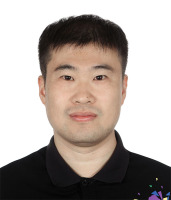 敖卓 照片