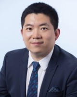 曾毅 照片