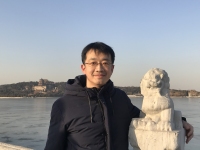 陈彤 照片