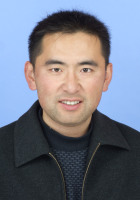 杜岩功 照片