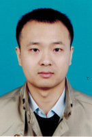 冯波 照片