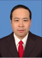 冯起 照片