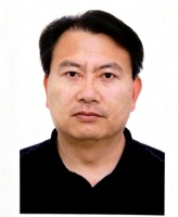 房灵申 照片