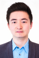 方立 照片