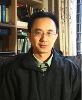 高扬 照片