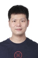 高明 照片