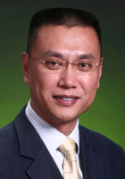 高明远 照片