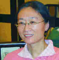 何丽娟 照片