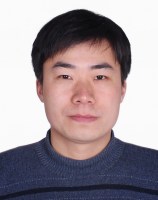 何宏青 照片