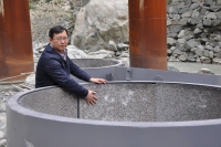 何思明 照片