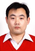 何泽青 照片