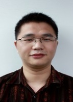 何渝 照片