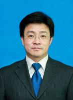 侯泉林 照片