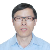 黄建辉 照片