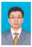 黄晁 照片