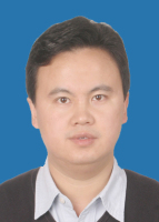 靳小龙 照片